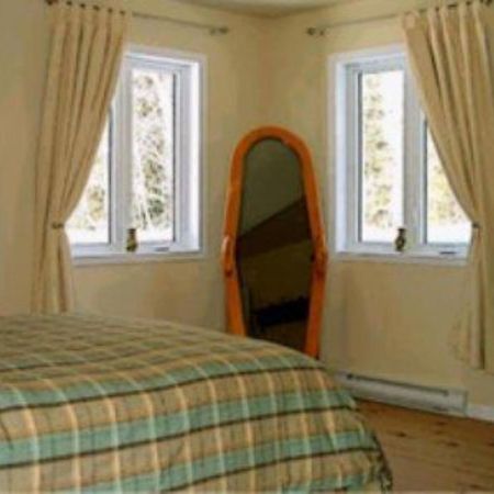 La Petite Douceur Bed & Breakfast Lac-Superieur Eksteriør bilde