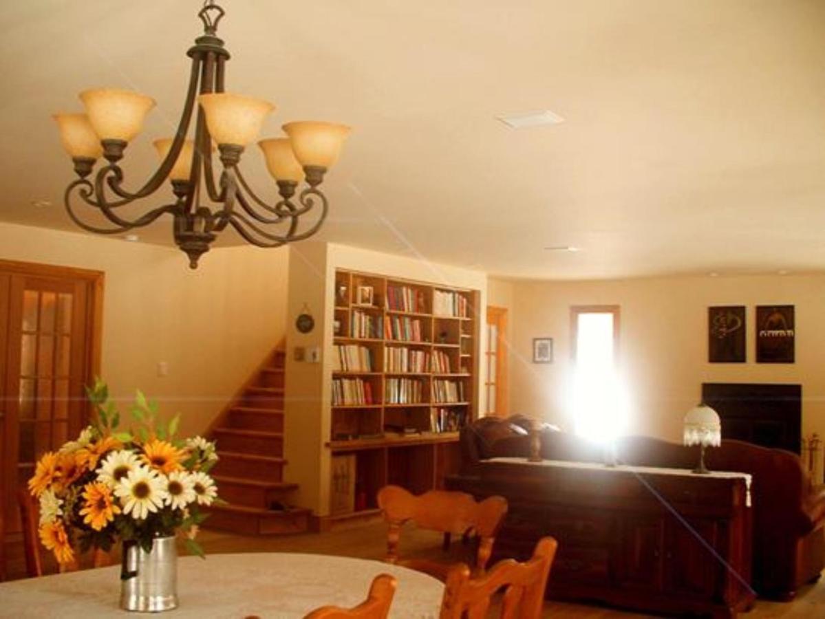 La Petite Douceur Bed & Breakfast Lac-Superieur Eksteriør bilde