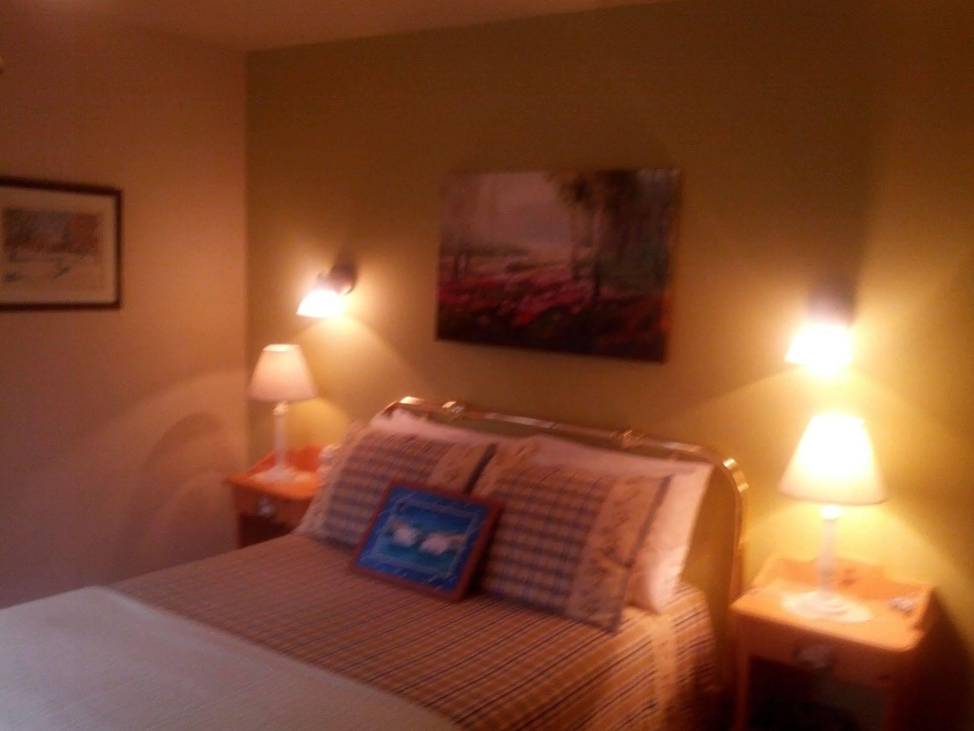 La Petite Douceur Bed & Breakfast Lac-Superieur Eksteriør bilde